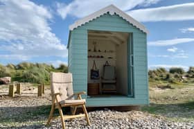 The pretty hut on Findhorn beach