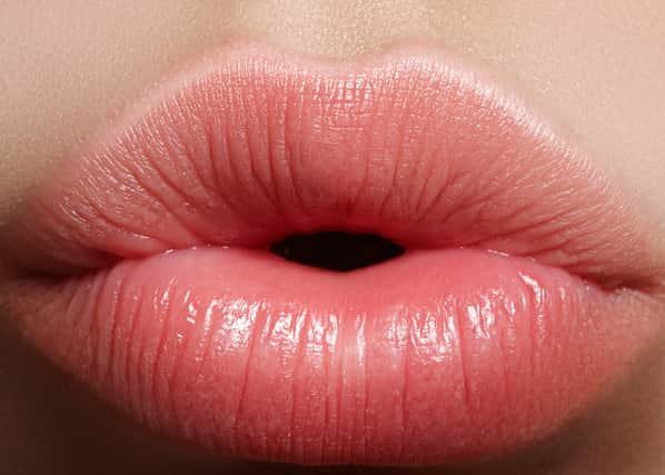 How to get rids of chapped lips