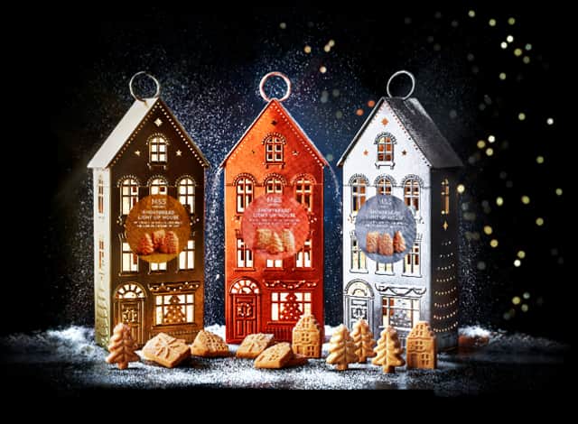 <p>Marks and Spencer unveil their Christmas Food and Drink range 2021 </p>