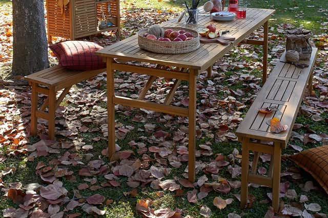 Méla Acacia Garden Dining Set 