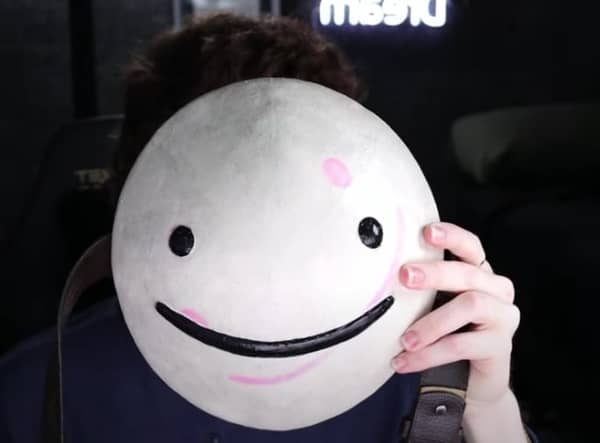 Dream, a 23-year-old Youtuber named Clay has finally revealed his face to his fans