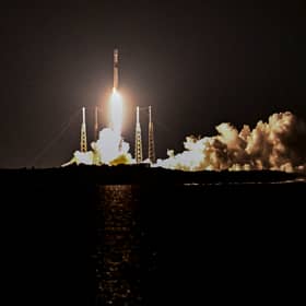 Starlink satellites are in the earth’s orbit
