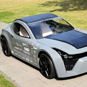 Students in the Netherlands have built a 3D printed car that is fully electric and removes carbon dioxide from the air.