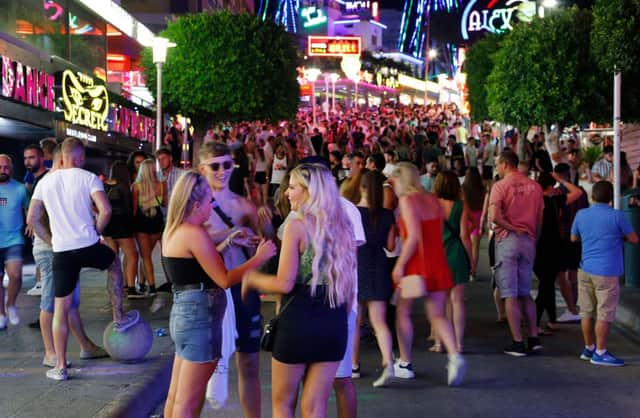 Brits on all-inclusive holidays in Spain face a cap on alcohol consumption (Photo: Getty Images)