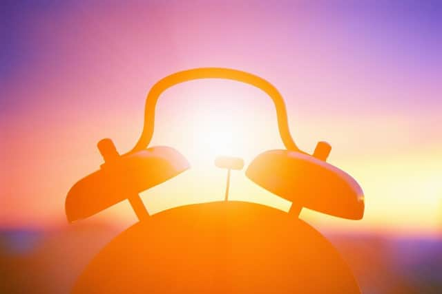 Sunrise alarm clocks help to regulate waking and sleeping patterns (photo: Shutterstock|)