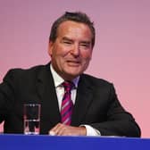 Jeff Stelling leaving Sky Sports: Soccer Saturday presenter confirms departure after 30 years