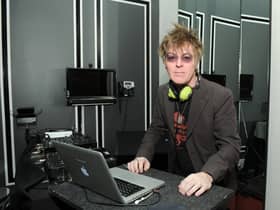 Andy Rourke, bassist for the Smiths, dies aged 59 after ‘lenghty’ battle with pancreatic cancer 