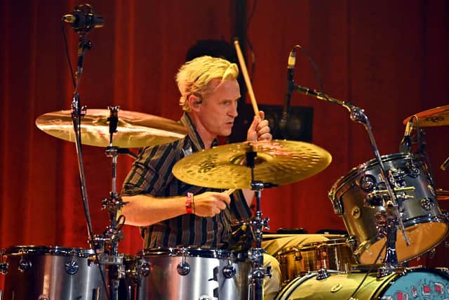 Josh Freese has been announced as the new drummer of Foo Fighters