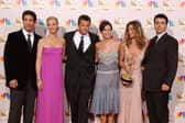 (L to R) Actors David Schwimmer, Lisa Kudrow, Matthew Perry, Courteney Cox Arquette, Jennifer Aniston and Matt LeBlanc (Photo by Robert Mora/Getty Images)
