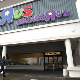 Toys R Us has announced it is returning to the UK highstreet with one store opening in just a couple of weeks time 