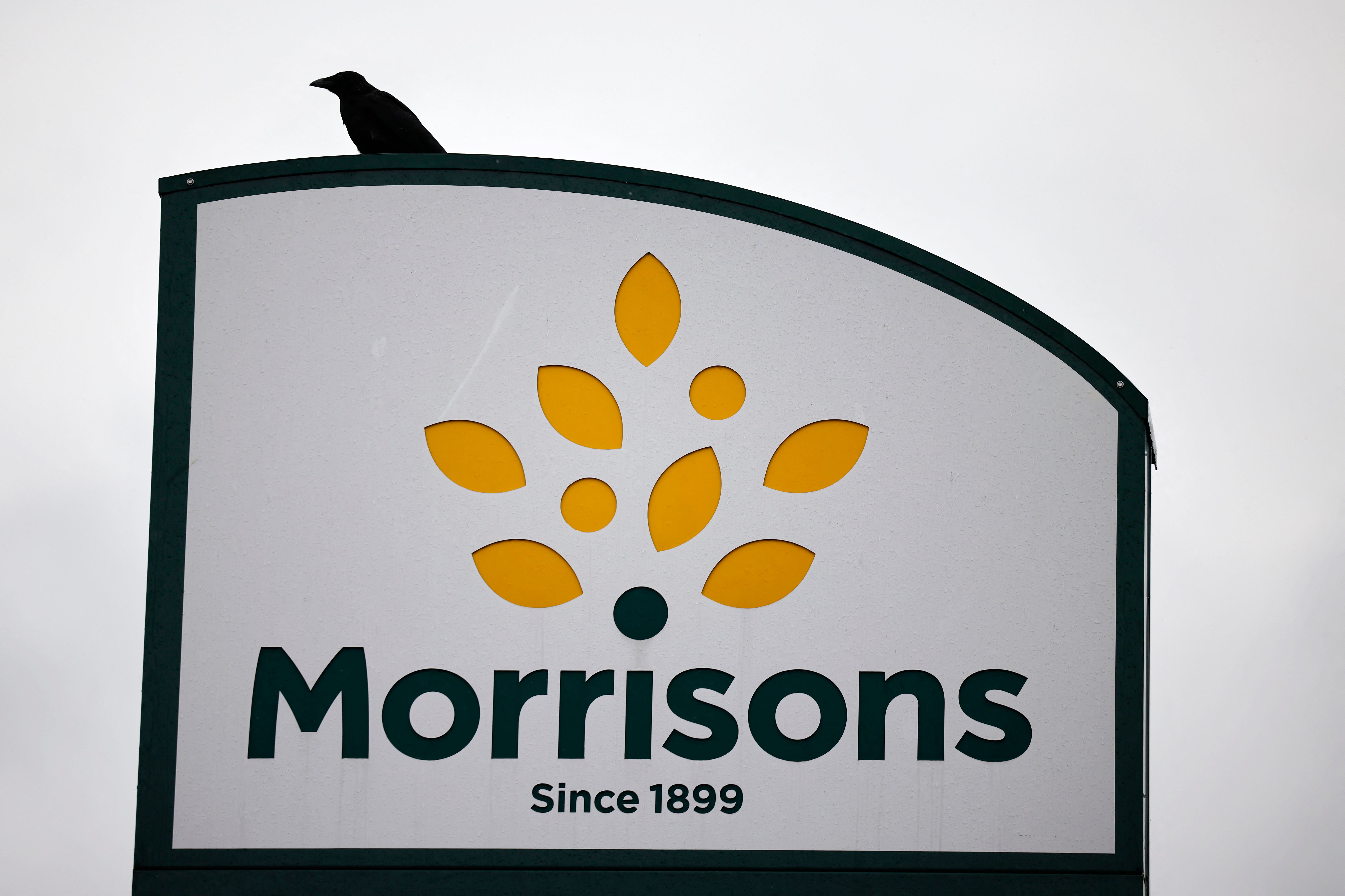 Morrison’s launches Nandos-style peri-peri chicken combo meal deal