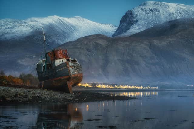 Even during the encroaching dusk of a chilly Scottish Winter, photographers are still spoiled by incredible scenery at the Corpach Shipwreck.