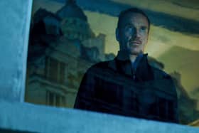 Michael Fassbender stars in The Killer. Cr. Netflix