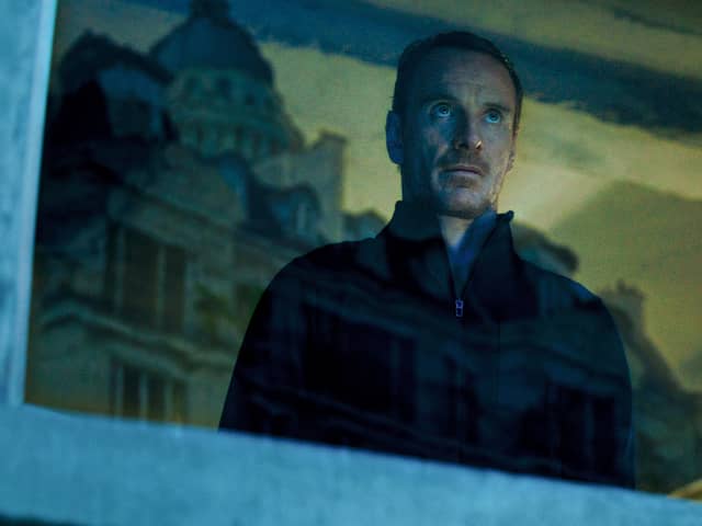 Michael Fassbender stars in The Killer. Cr. Netflix