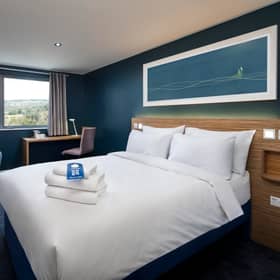A Travelodge ‘budget-luxe’ room. The chain is releasing two million of its rooms for just £38 as part of a huge sale for Autumn 2023.