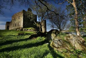 Visit Scotland writes: “Located on the eastern shore of Loch Sween, this imposing ruin is thought to be one of the earliest stone castles built in Scotland.” (Photo: mike138 via Flickr) 