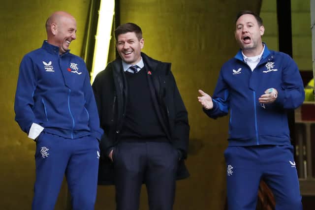Former Rangers managers Steven Gerrard (centre) and Michael Beale (right). Cr. Getty Images