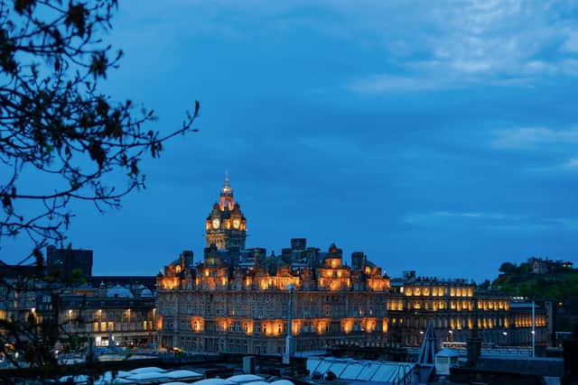 Photographers flock to Edinburgh all year round for the stunning vistas on offer throughout the city and this includes the Balmoral Hotel which is ignited with ambient lighting at night time.