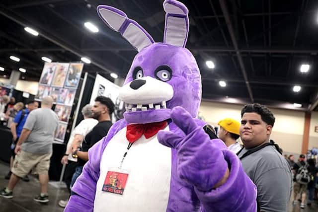 The Five Nights at Freddy’s franchise commands a large following of both young and old fans alike who are both drawn to the simplistic charm of the games. 