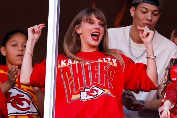 Taylor Swift supporting Kansas City Chiefs tight-end Travis Kelce. Credit: Getty Images