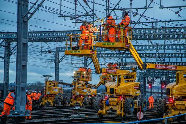 Network Rail working to fix major signal outage in Edinburgh area