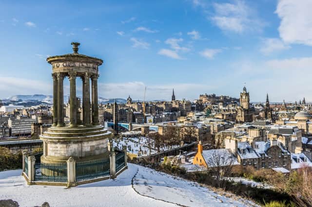 Will Scots wake up to a covering of snow on Christmas Day?