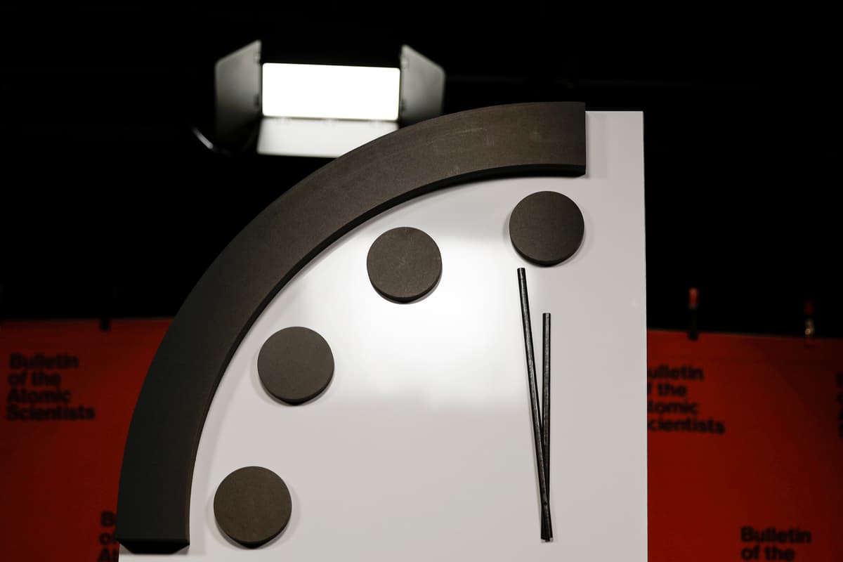 Doomsday Clock 2025 What is the Doomsday Clock & how does it work