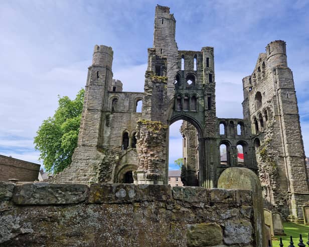 Kelso Abbey remains fully closed to the public three years on from when Historic Environment Scotland took the decision to close the site for essential stonemasonry works 