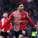 Can Che Adams fire Southampton back to the English Premier League? Cr. Getty Images.