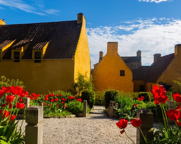 Culross is Scotland's most complete example of a burgh of the 17th and 18th centuries. 