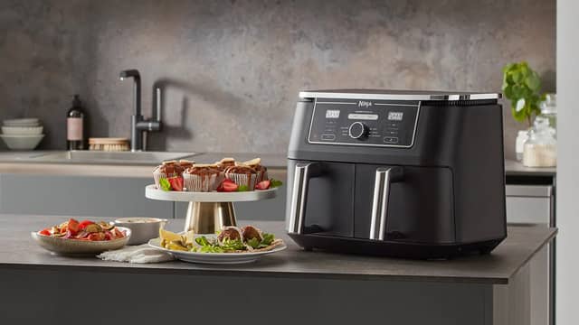 We’ve found some of the best dual-drawer air fryer deals out there