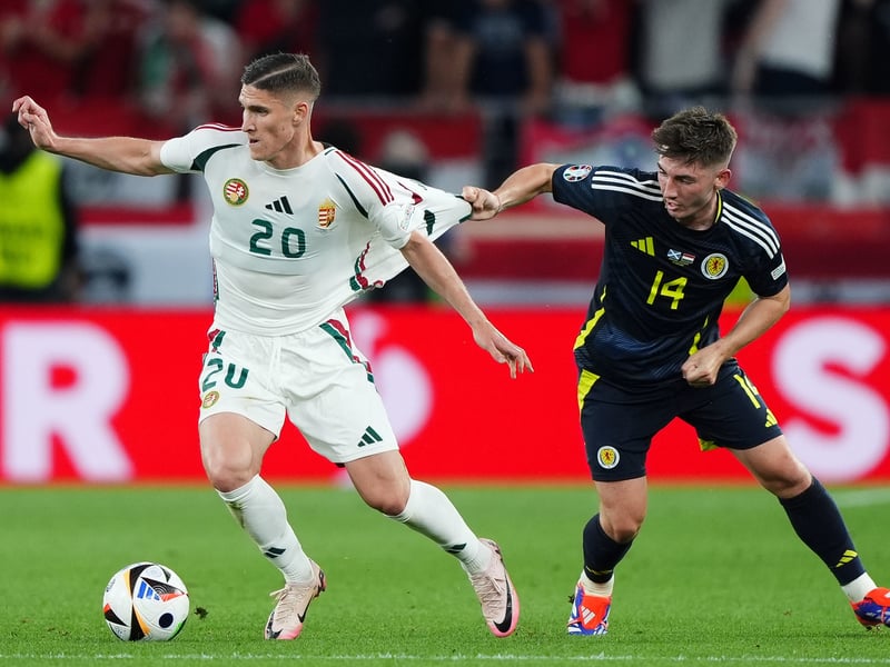 Always comfortable in possession and was the only Scottish player in the first half to play the ball into channels and space. Kept prompting without success before he was replaced in the latter stages. 6