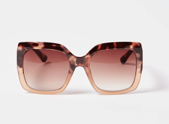 Tortoiseshell shades 