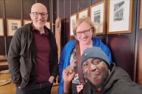 Kind strangers pay tourist’s bill in Glasgow café on his first trip to Scotland.