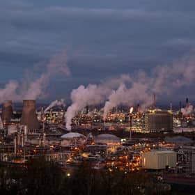 The oil refinery at the Grangemouth petrochemical plant is expected to close, possibly as early as next year (Picture: Jeff J Mitchell/Getty Images)