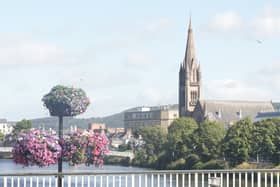A cheap bed is a hard find when looking on the day for accommodation in Inverness in the summer 