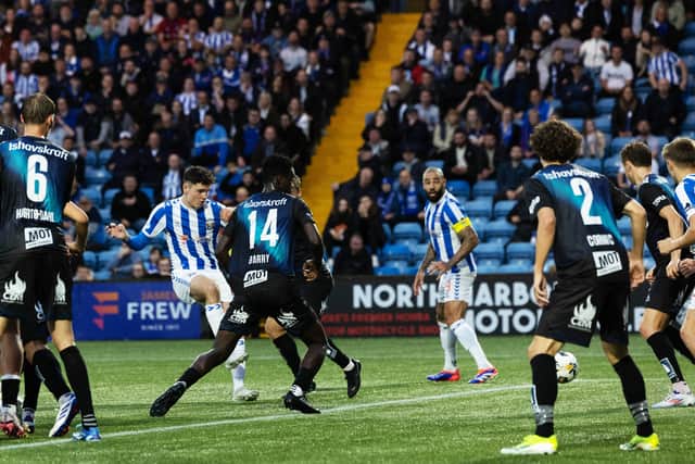 Bobby Wales nets late on for Kilmarnock.