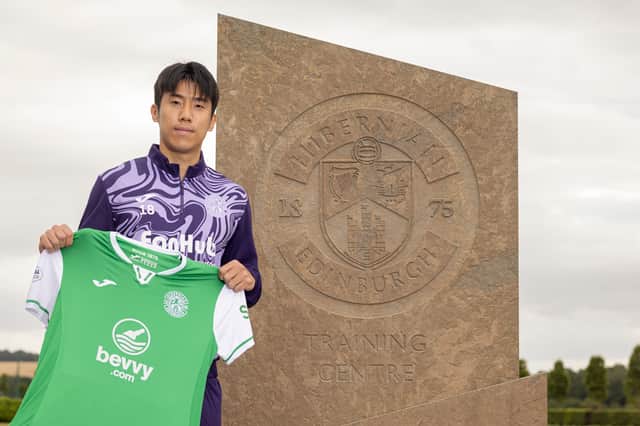 Hyeok-kyu Kwon has joined Hibs on loan from Celtic.