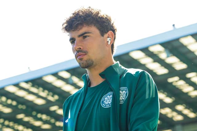 Celtic midfielder Matt O'Riley has travelled south to complete his £30m move to Brighton.