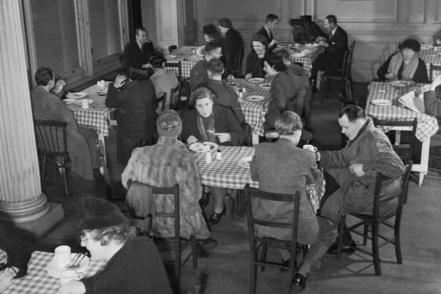 British or national restaurants were popular in the 40s and 50s