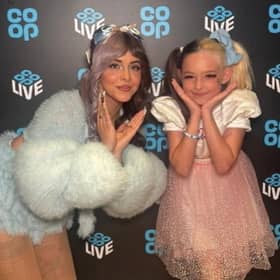 Young Evie Smith meets her hero Melanie Martinez