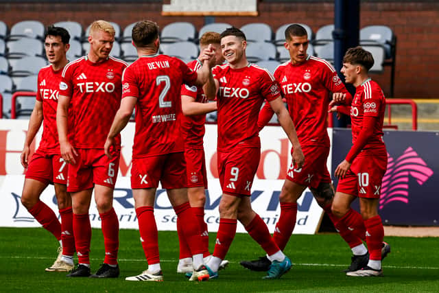 Kevin Nisbet opened the scoring for Aberdeen at Dens Park against Dundee.