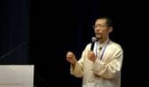 A video grab of Hongchi Xiao conducting a presentation on Paida Lajin therapy.