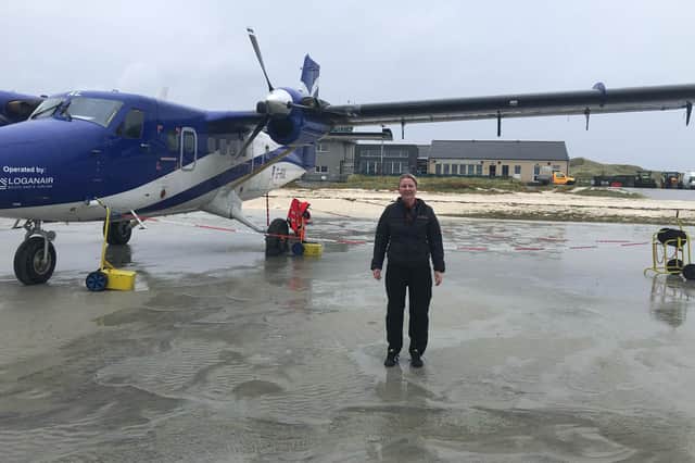 The Twin Otter aircraft which land on the beach can take up to 15 passengers