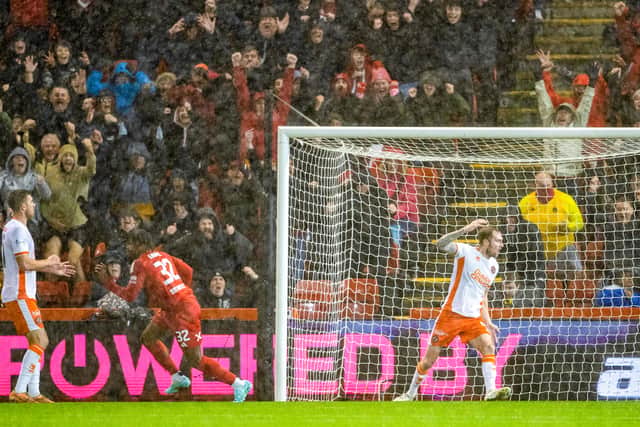 Aberdeen are unbeaten in the league this season, winning eight of their first nine games. Cr: SNS Group.