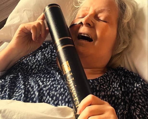 Comedian’s daughter thanks University of Glasgow for honouring her mother “in the final beats of her life”