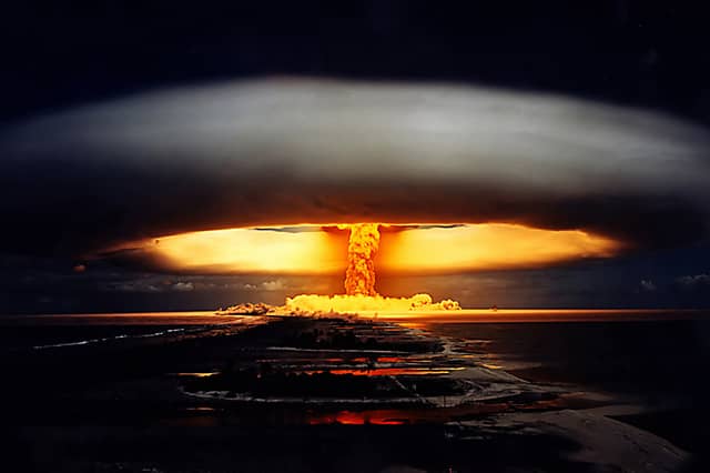 Vladimir Putin cannot be allowed to use threats of nuclear war to make military advances on the ground in Ukraine (Picture: Galerie Bilderwelt)