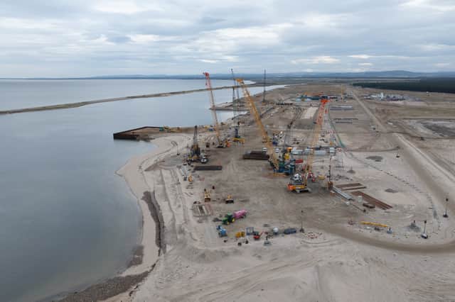 Sarens PSG is building quay walls at Ardersier on the Moray Firth
