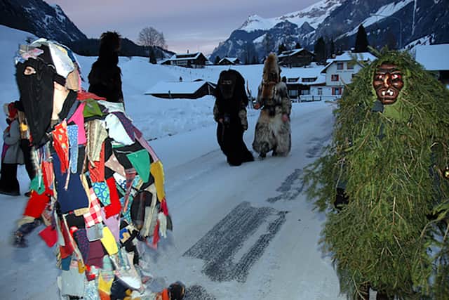 Fancy dress in Switzerland with the Kandersteg Pelzmartige