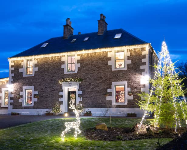 Festive Farmhouse, Lesmahagow